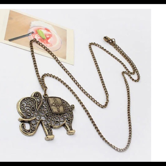 New. Bronze Colored Hollow European Elephant Sweater Pendant Mecklace - Picture 1 of 3